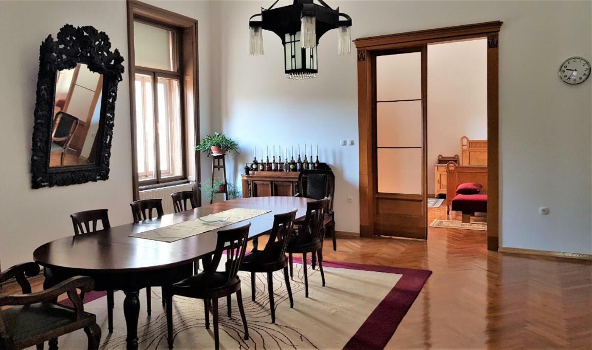 Luxury Apartment In The Heart Of Βαράζντιν Εξωτερικό φωτογραφία