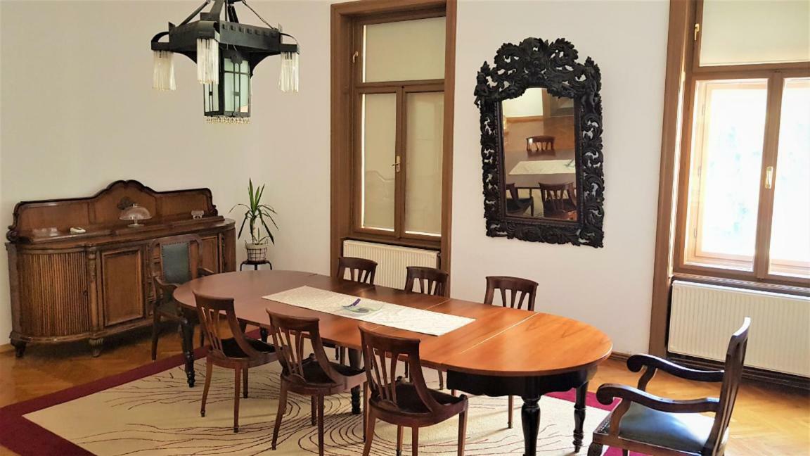 Luxury Apartment In The Heart Of Βαράζντιν Εξωτερικό φωτογραφία