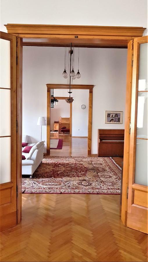 Luxury Apartment In The Heart Of Βαράζντιν Εξωτερικό φωτογραφία