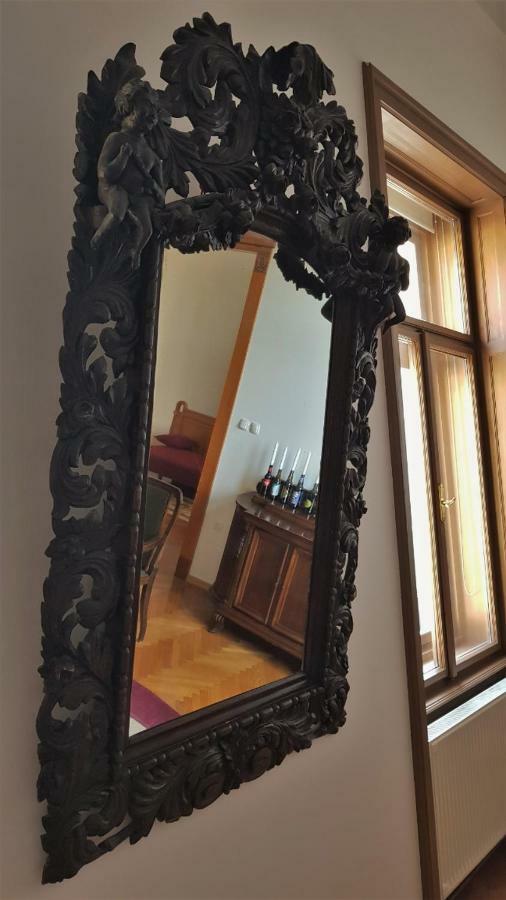 Luxury Apartment In The Heart Of Βαράζντιν Εξωτερικό φωτογραφία