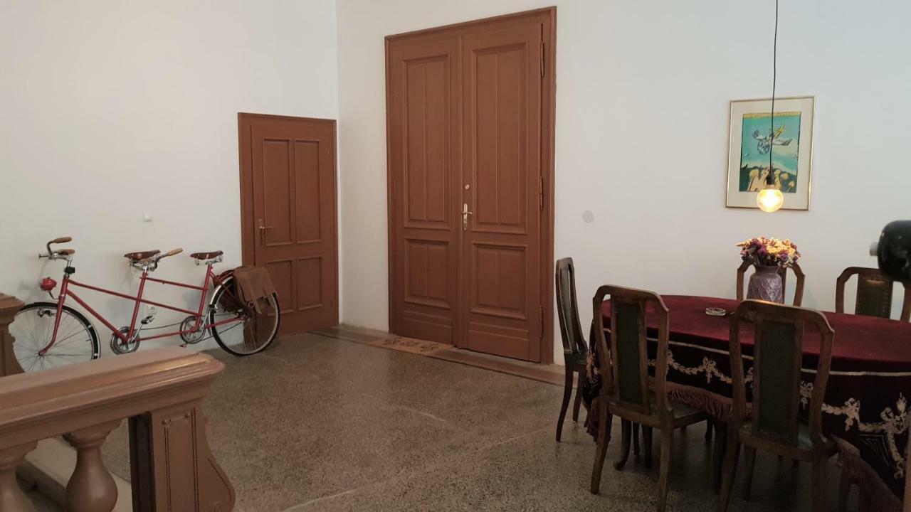 Luxury Apartment In The Heart Of Βαράζντιν Εξωτερικό φωτογραφία